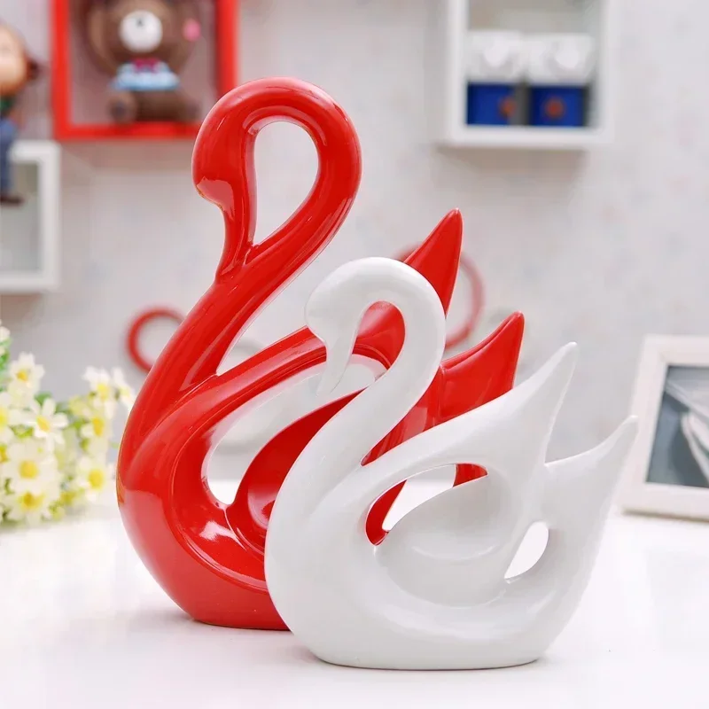 

Modern Red White Couple Swan Ceramic Adornments Store Cabinet Furnishings Crafts Home Livingroom Desktop Sculpture Decoration