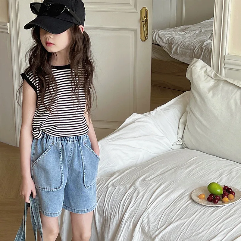 2024 Korean Summer Junior Girl 2PCS Clothes Set Children Girl Striped Sleeveless Tops+2 Pocket Denim Shorts Girls Clothing Set