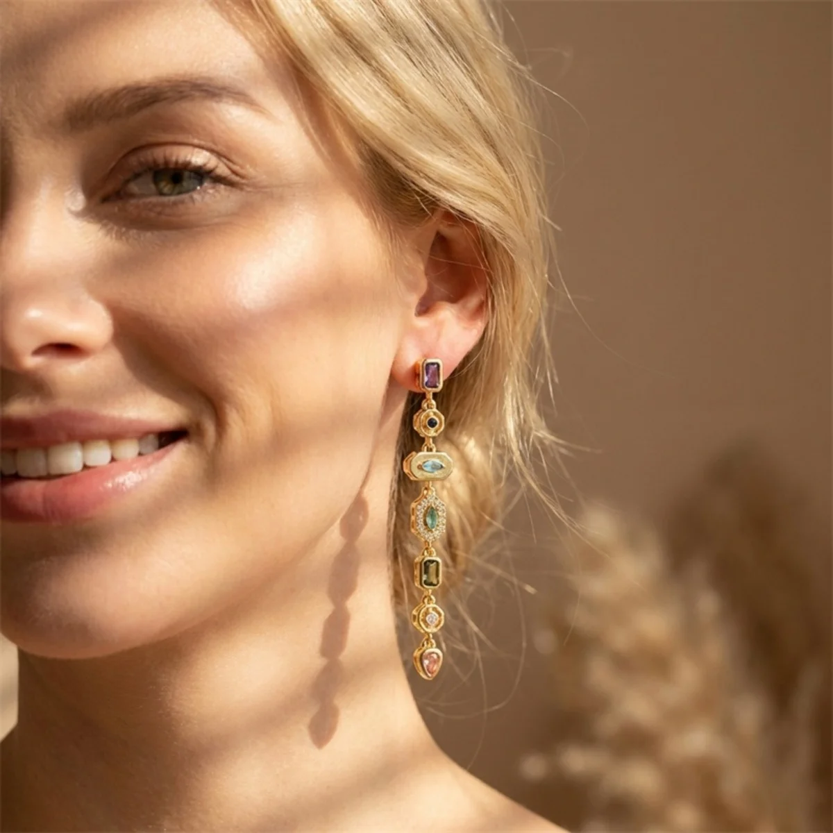 Buntes Zirkon-Schmuckset mit geometrischen Verbindungsstücken, Quastenanhänger, Halskette, Ohrringen und Armband für Damen und Herren, luxuriöses Edelstahl-Schmuckset – Detail 16