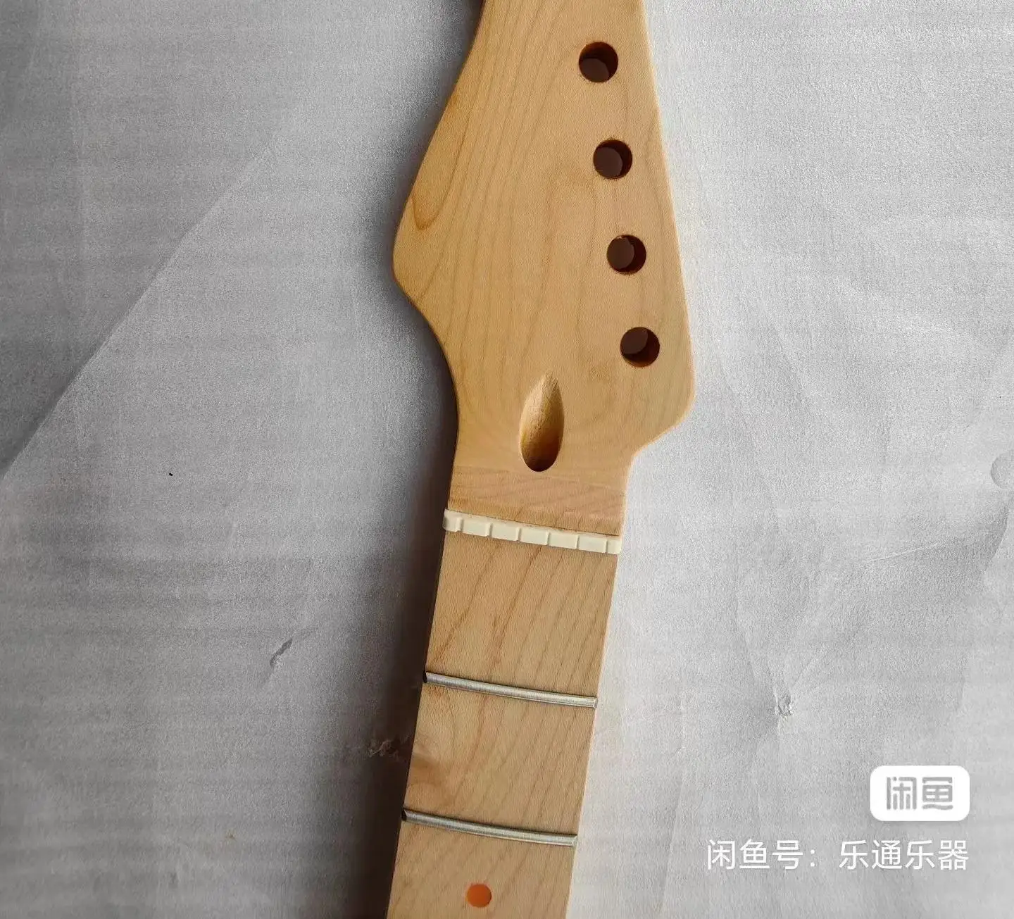 Electric Guitar Neck Backhand Maple/ Walnut Fingerboard Vintage Style Guitar Necks for Electric Guitar DIY