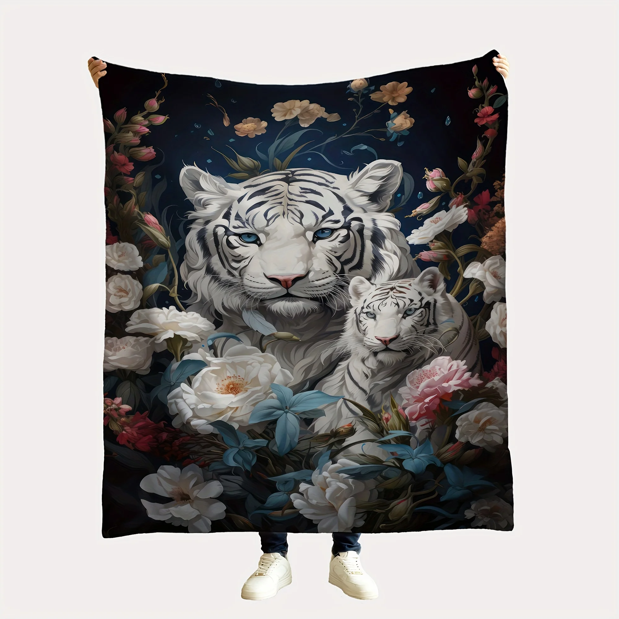 

Двустороннее фланелевое одеяло с белым тигровым и цветочным принтом — мягкое, теплое, уютное | Идеально подходит для дивана, кровати, офиса, кемпинга | Всеморские