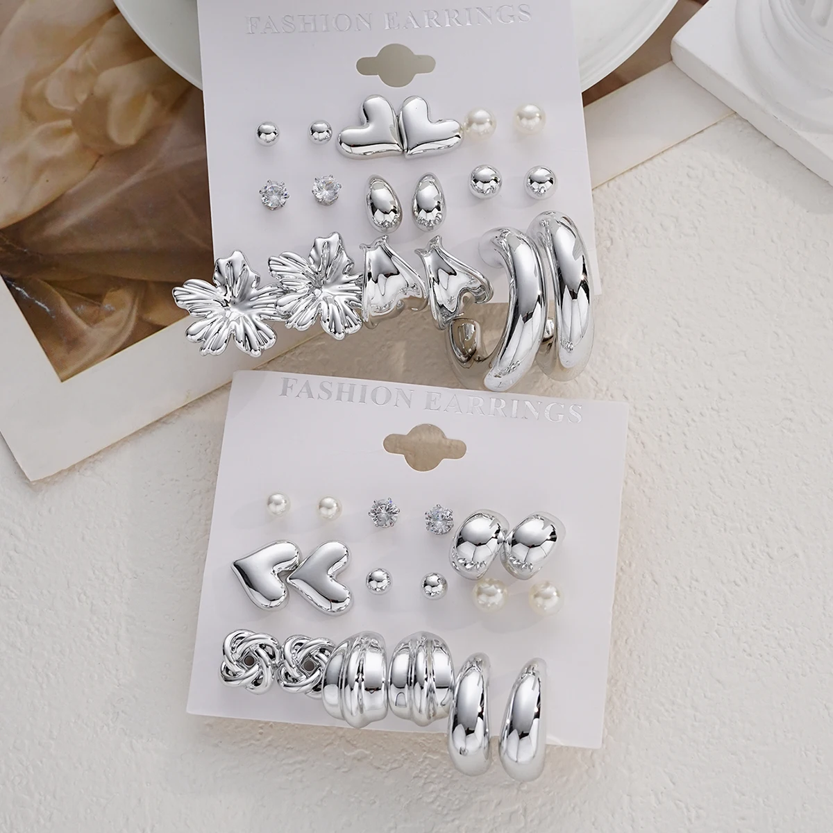 18/36 個ミニマリスト不規則ツイストハートイヤリングセッ - Resin Jewelry Kit のレビューと価格