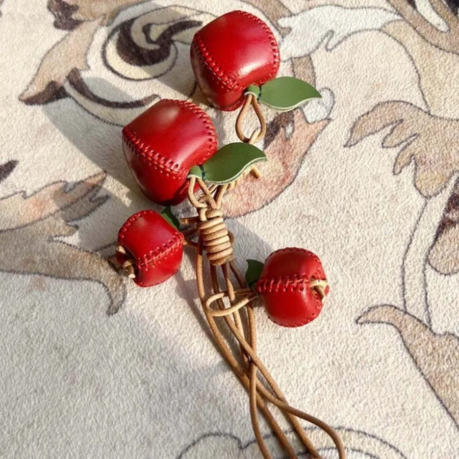Handgefertigte Anhänger aus echtem Leder, geeignet für Taschen, Handtaschen, Rucksäcke, niedliche Ledertaschenanhänger, Obst-Schlüsselanhänger-Zubehör – Detail 13