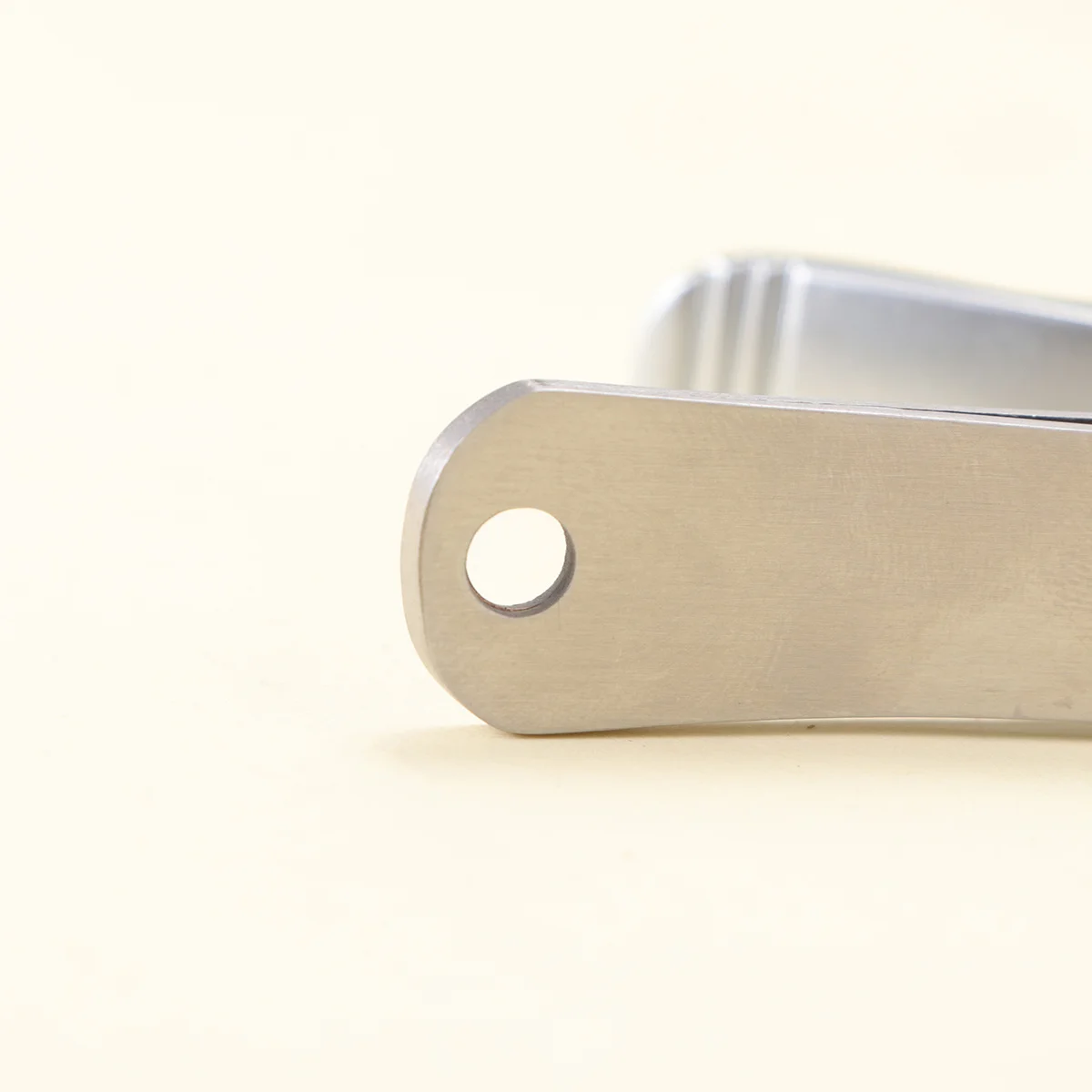 

2pcs Folding Nail Clippers Stainless Steel Portable Nail Cutter Ergonomic Design For Fingernail Toenail Trimming Tool Metal