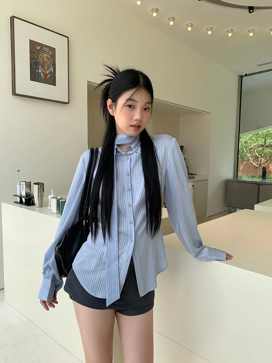 

Blue Striped Loose Long Sve irt for Women Autumn Sle Casual Comfortable Design Straight Cut Polyester Fiber Collar