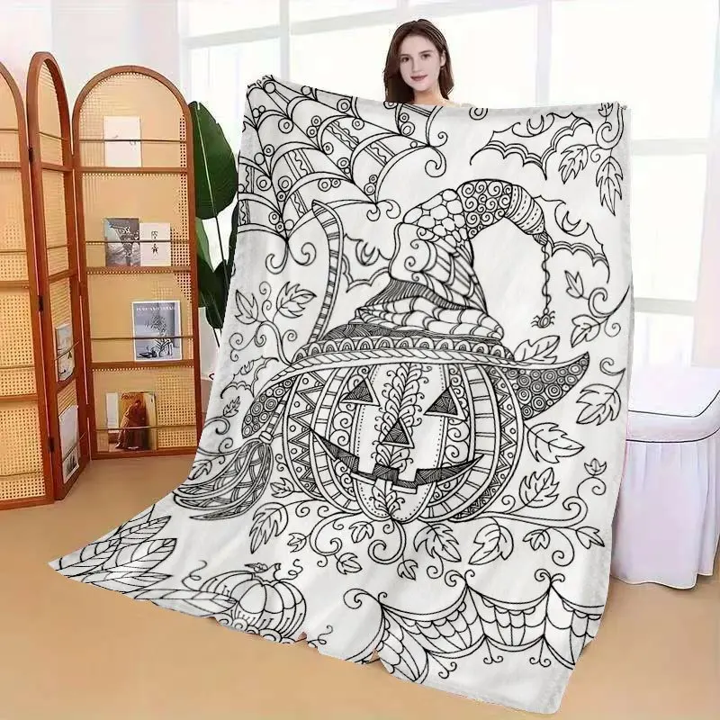 Healing-Style Hand-Painted Coloring Flannel Throw Blanket, Halloween-Themed Pumpkin, Spiderweb, And Bat Pattern Printed Blanket, for Home, Bedroom, Living Room, And Naps, Multi-Functional Blanket for Outdoor Camping And Picnics, Soft, Skin-Friendly