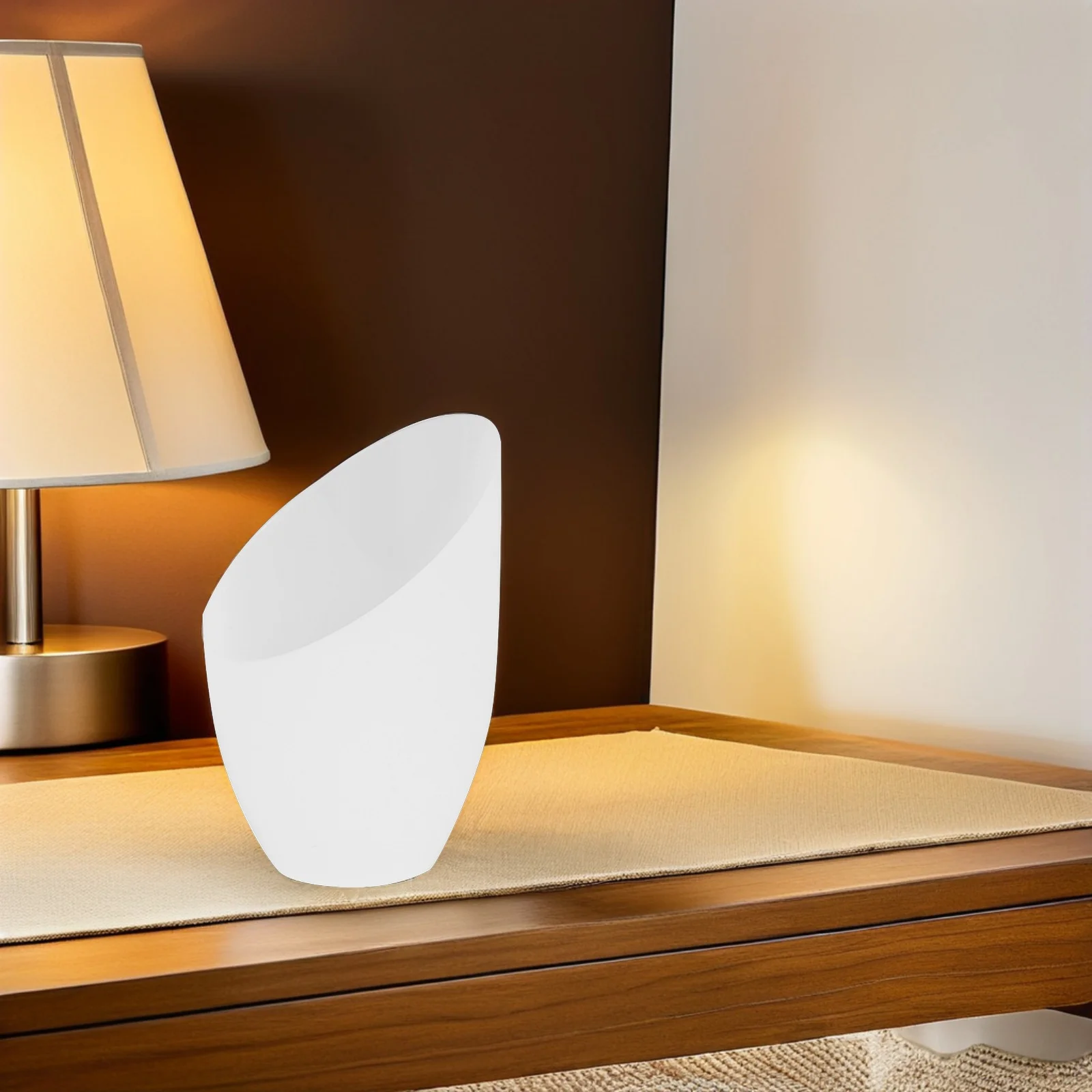 

2 шт. пластиковый абажур с наклонной головкой, простой чехол для лампы, теплый свет, декоративный абажур для настольных настенных торшеров