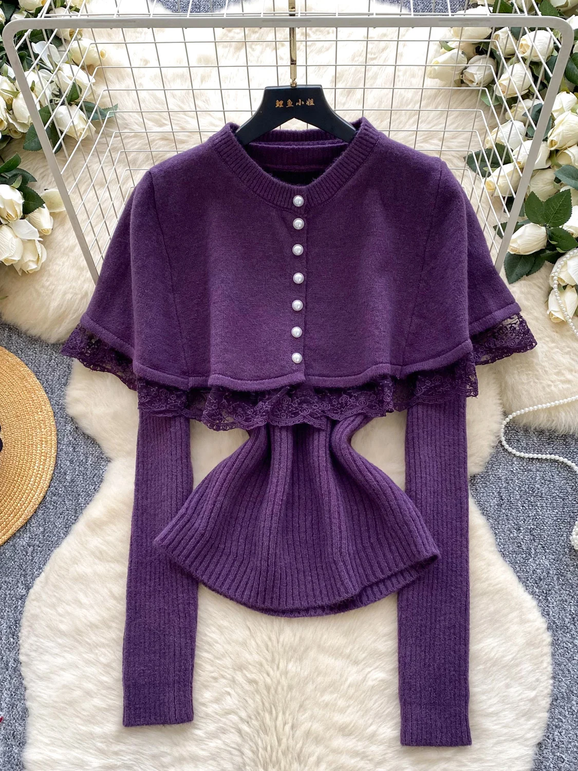 

Slimming Knitted Long Sleeve Women's Top Lace Trim Base Layer Autumn Winter Fashion Commute Style round Neck Single Button Cl...