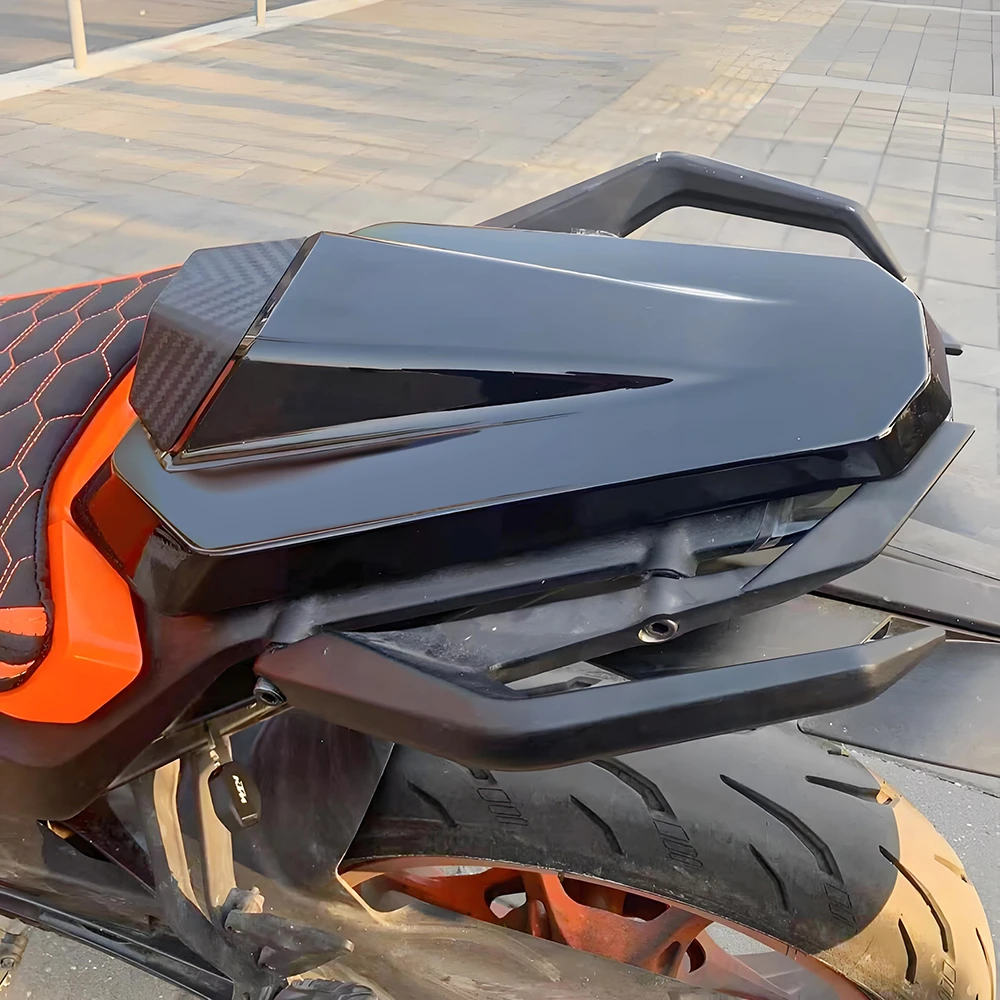 غطاء مقعد خلفي للركاب لـ KTM Duke 125 250 390 Duke125 Duke250 Duke390 2017 2018 2019 2020 2021 2022 2023 2024 2025