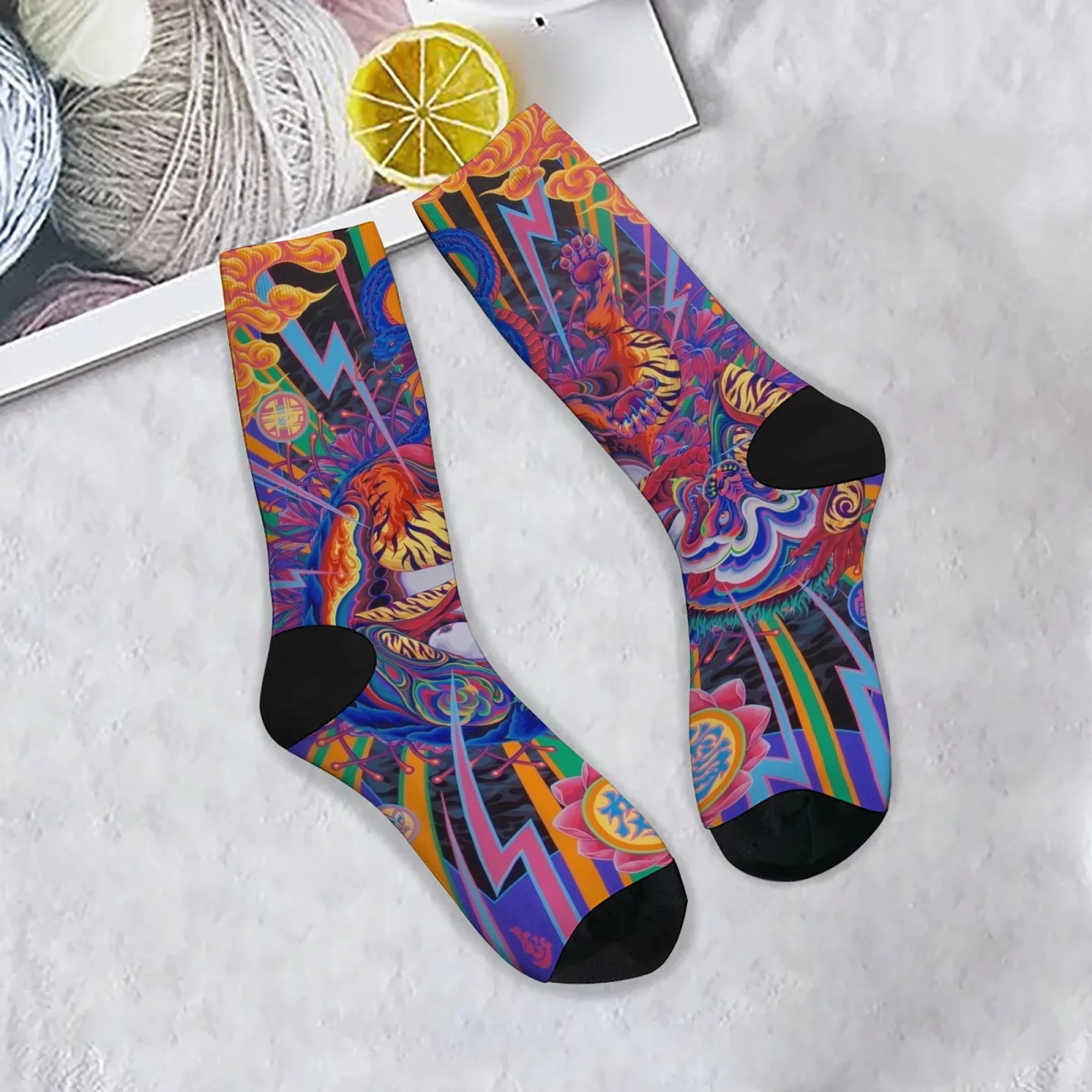 Pop Art Herrensocken mit Schlangen- und Tiger-Aufdruck, bequem, atmungsaktiv, rutschfest, Freizeitsocken, neuartige Harajuku-Retro-Crew-Socken, Geschenk