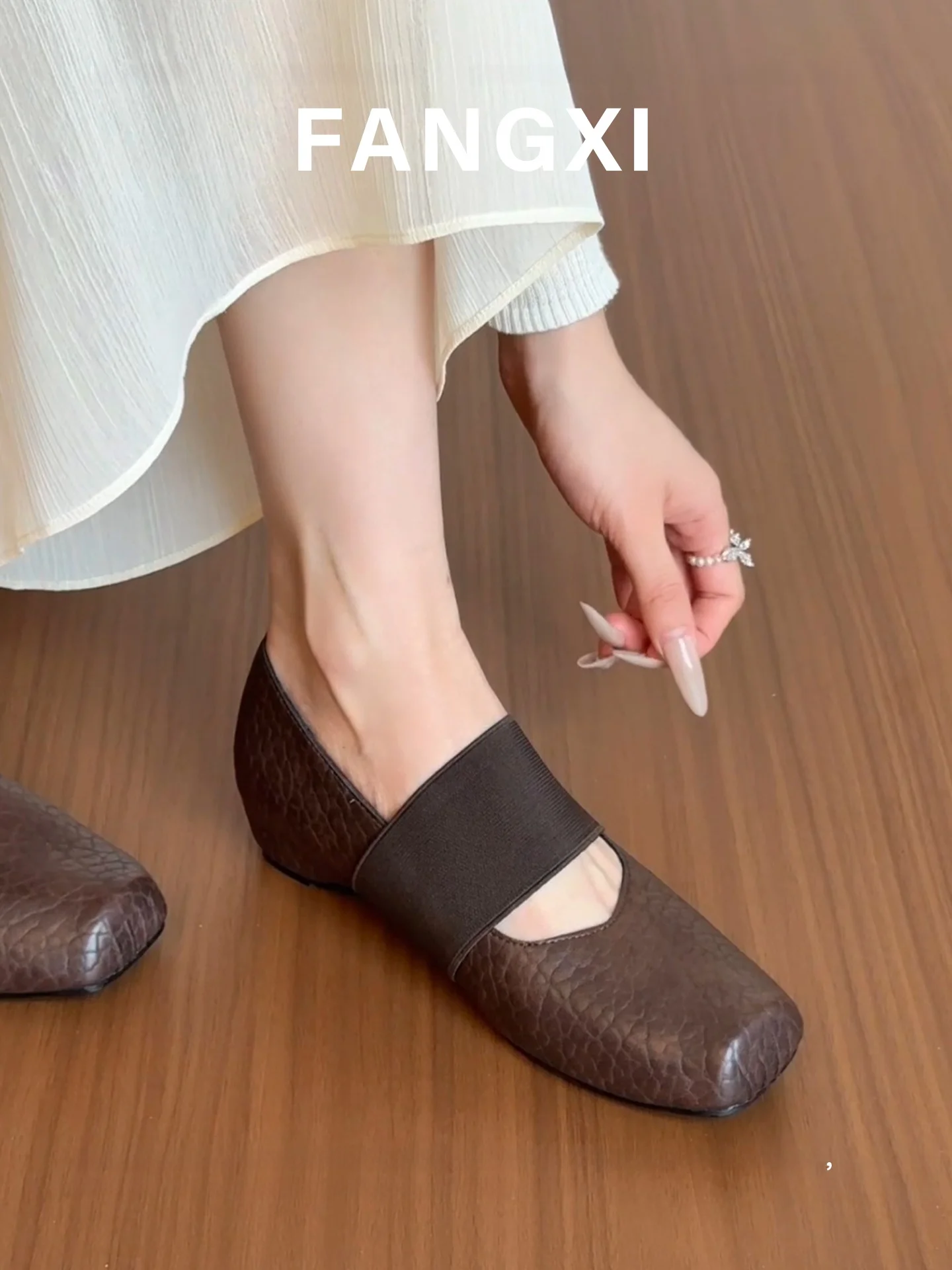 chaussures-plates-mary-jane-pour-femmes-en-cuir-marron-delave-bout-carre-talon-moyen-avec-boucle-style-coreen