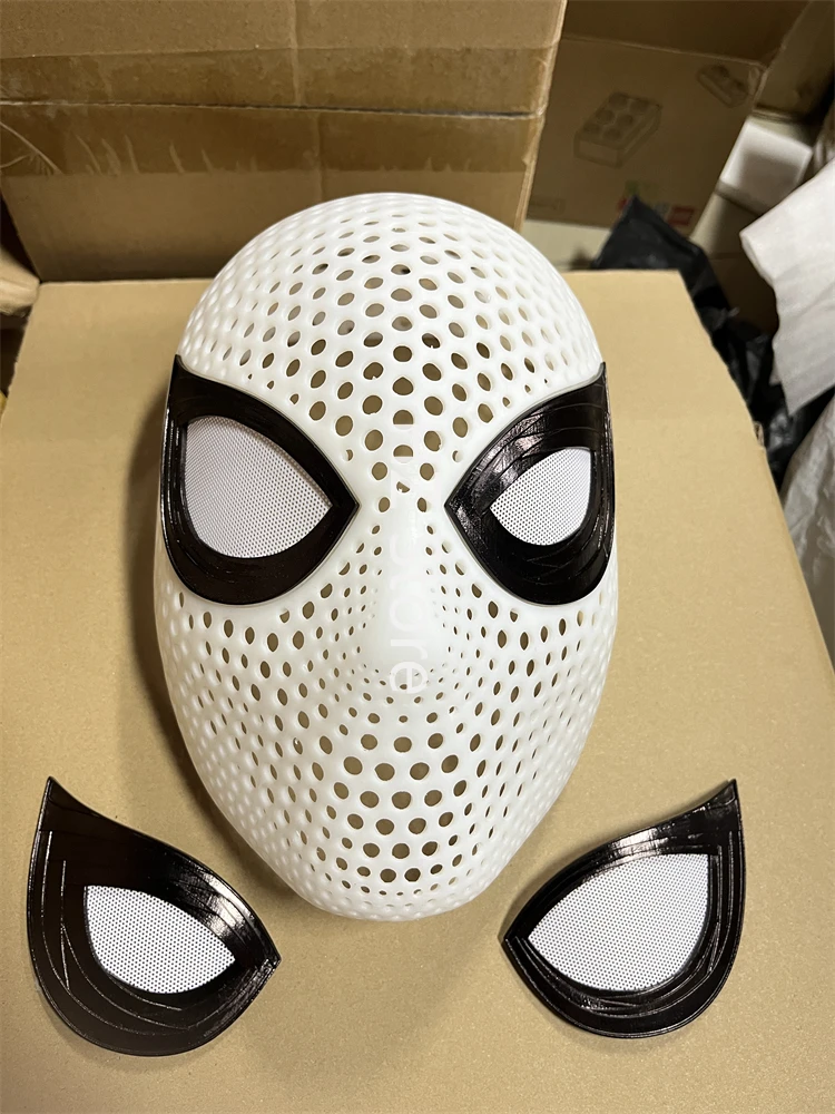 DIY フェイスシェル 2 ペアのアイアクセサリー付き / オランダ