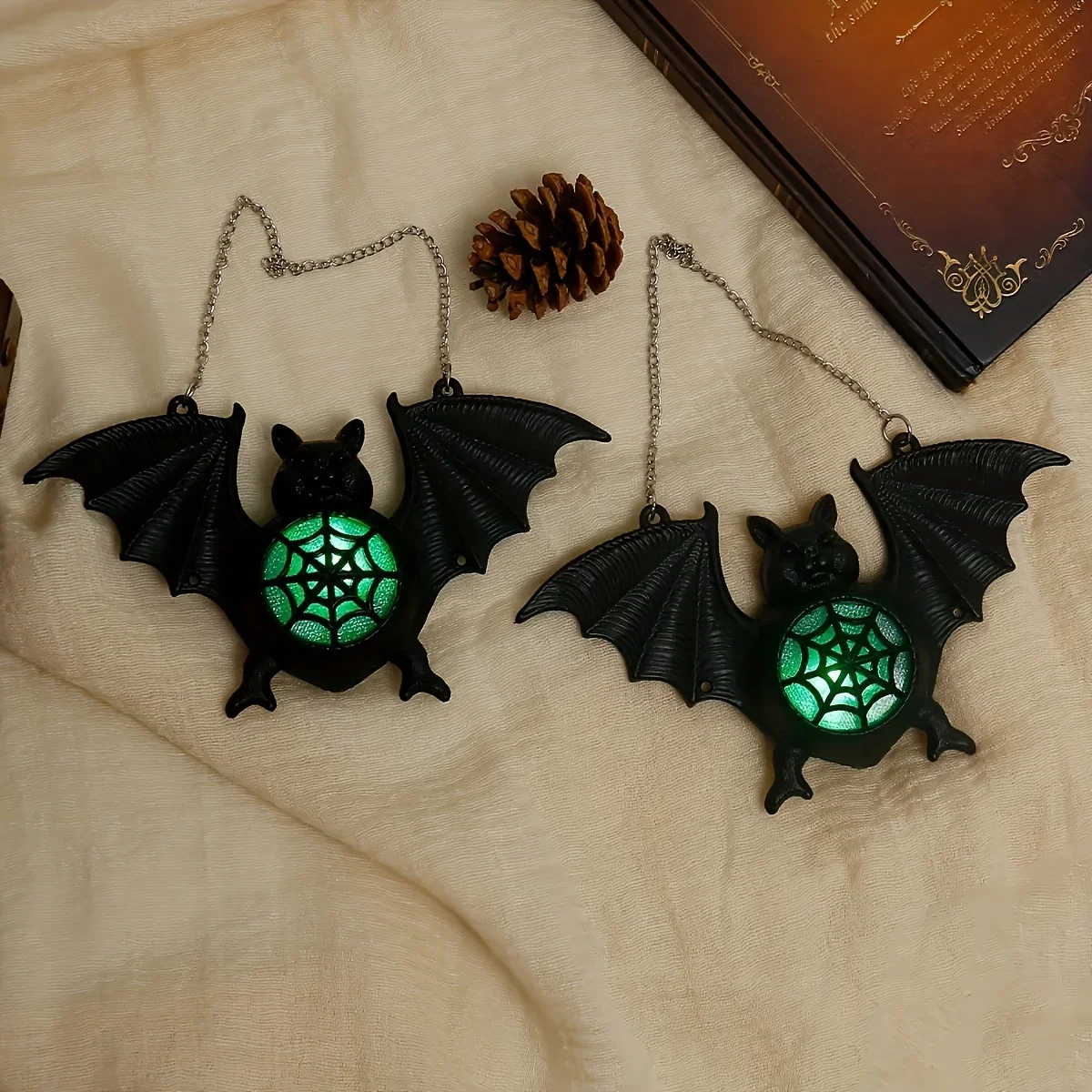 Halloween glowing bat lantern, new bat pendant decoration, Halloween decorative item, bat