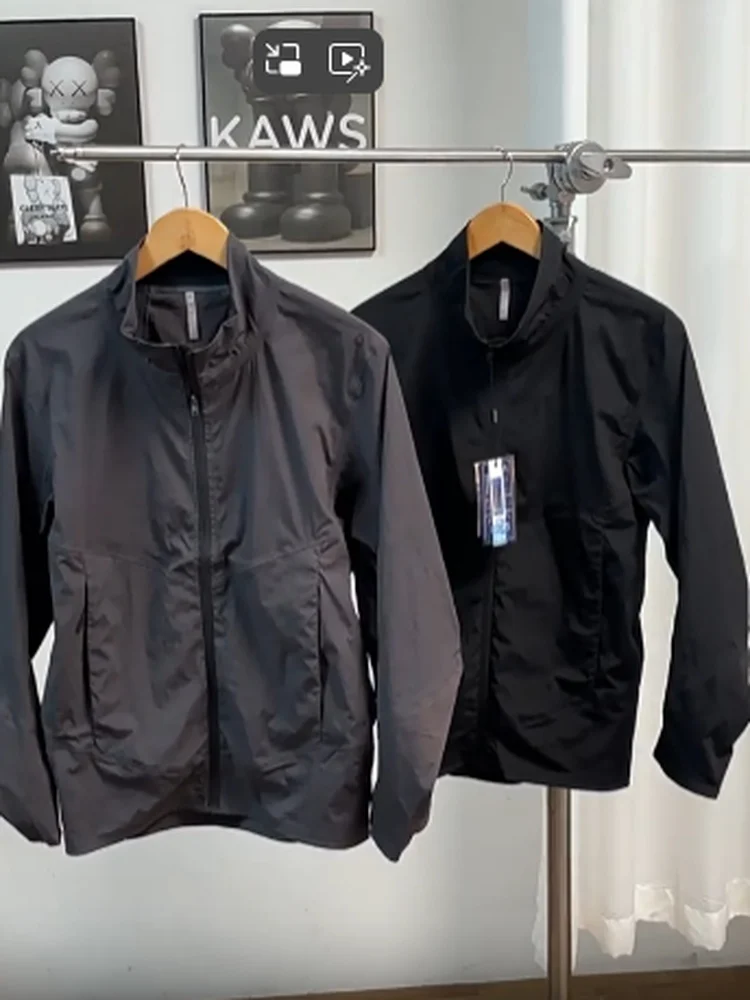 

Outdoor Softshell Jacket Men's Spring Summer Thin Full Glue Waterproof Casual Bird Pattern Stand Collar Lightweight Jacket