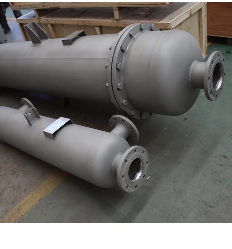 Chemical reactor mixture condensation and return stainless steel double-threaded tube heat exchanger
