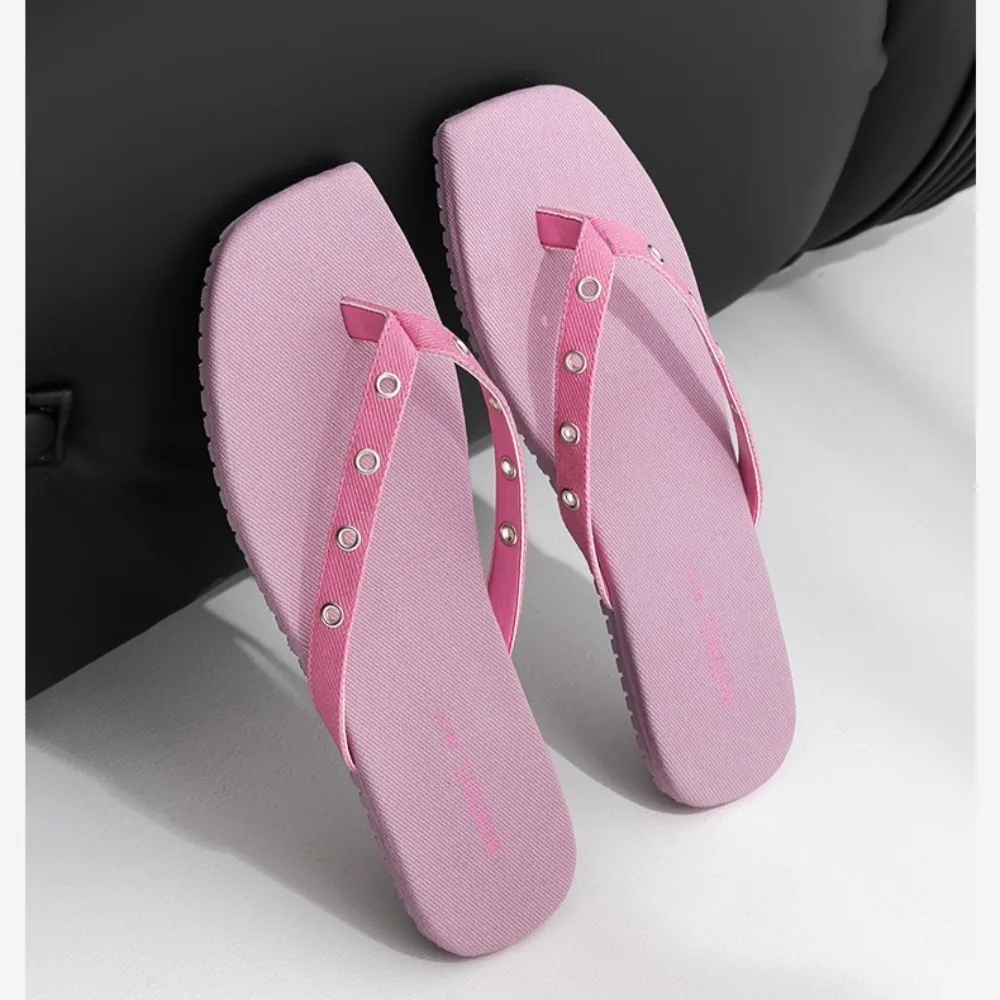 

New Summer Style Men And Women Slippers Outdoor Casual Versatile Flip Flops Couple Style Non Slip Beach Slippers