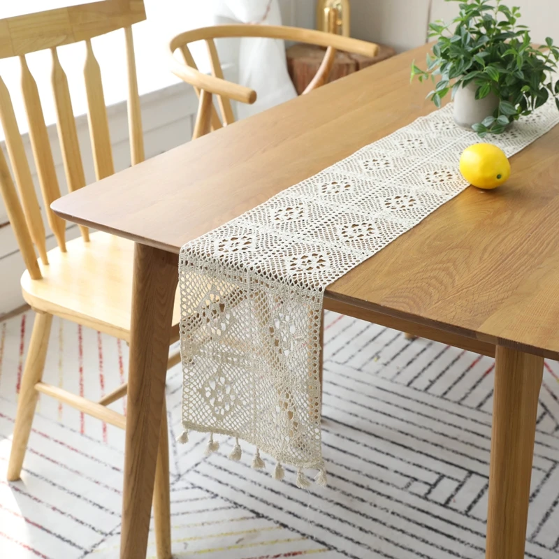 

European Vintage Beige Table Flag Palace Lace Hook Flower Hollow Terylene Cotton Fringe Lace Placemat Table Cloth Decoration