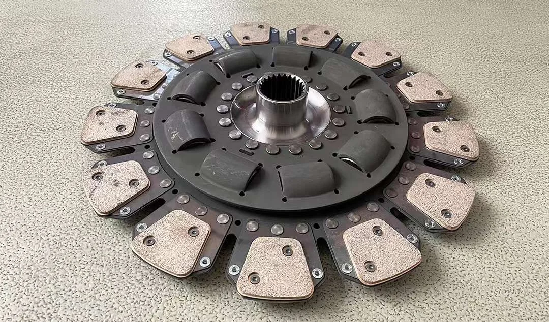 원래 품질의 클러치 압력 플레이트가 있는 ZF용 SACHS Cluth 압력 플레이트 1878 018 031 1878018031