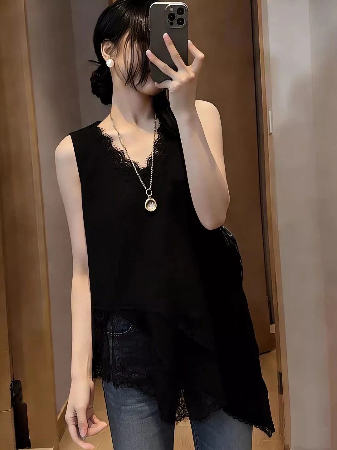 Sleeveless V-neck Lace Paneling Women's Tank Top Summer Outerwear Large Size Irregular Cut-out Base Shirt Commute Style Loose...