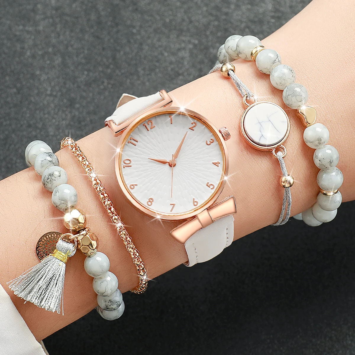 5PCS/Set Women\'s Watch Fashion Arabic Dial Quartz Watches Leather Band Wristwatches Beads Bracelets Set（Without Box）