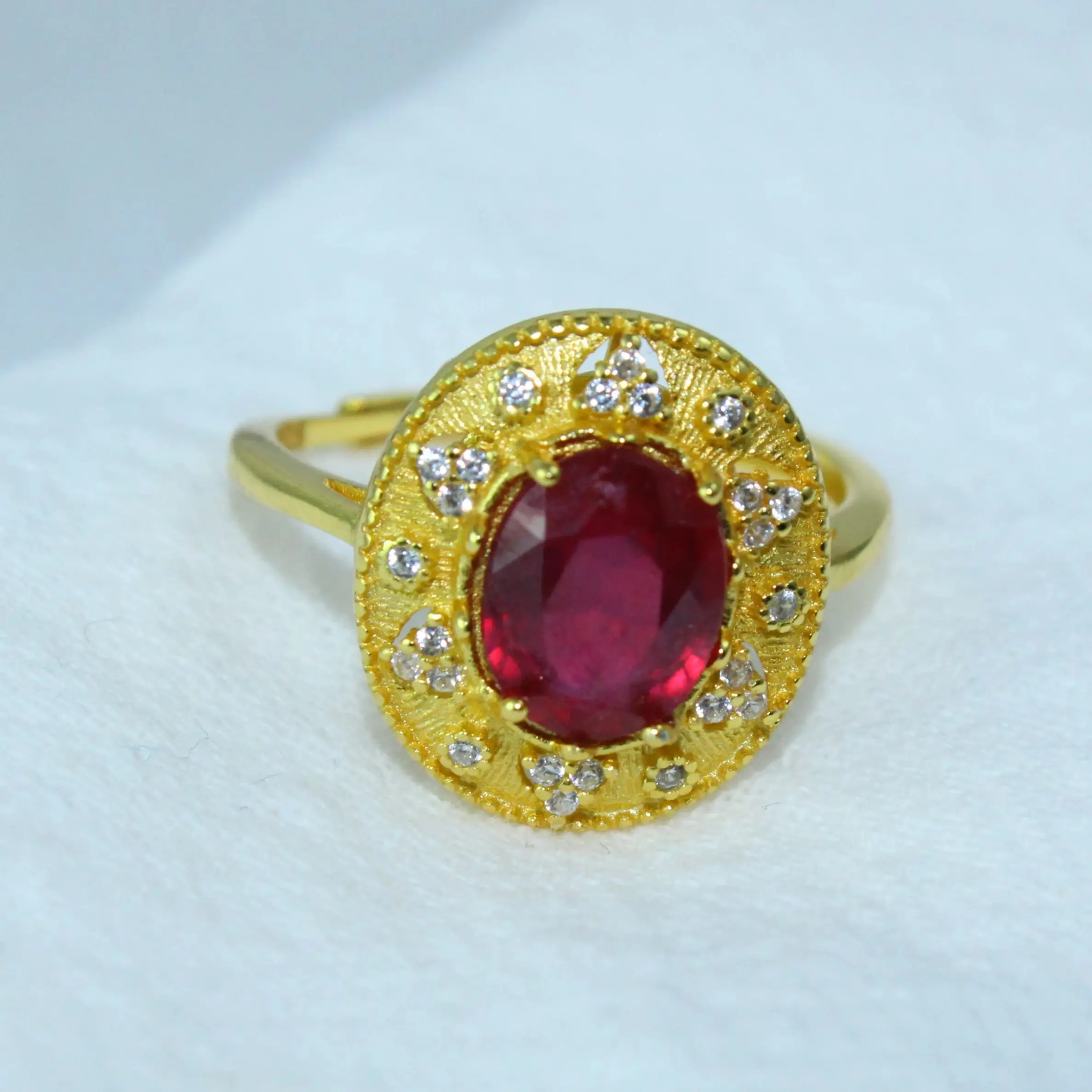 Luxurious Ruby ladies rings - Exquisite Fine Silver 925 Jewelry For A Sophisticated And Elegant Look（Adjustable Ring Mouth）