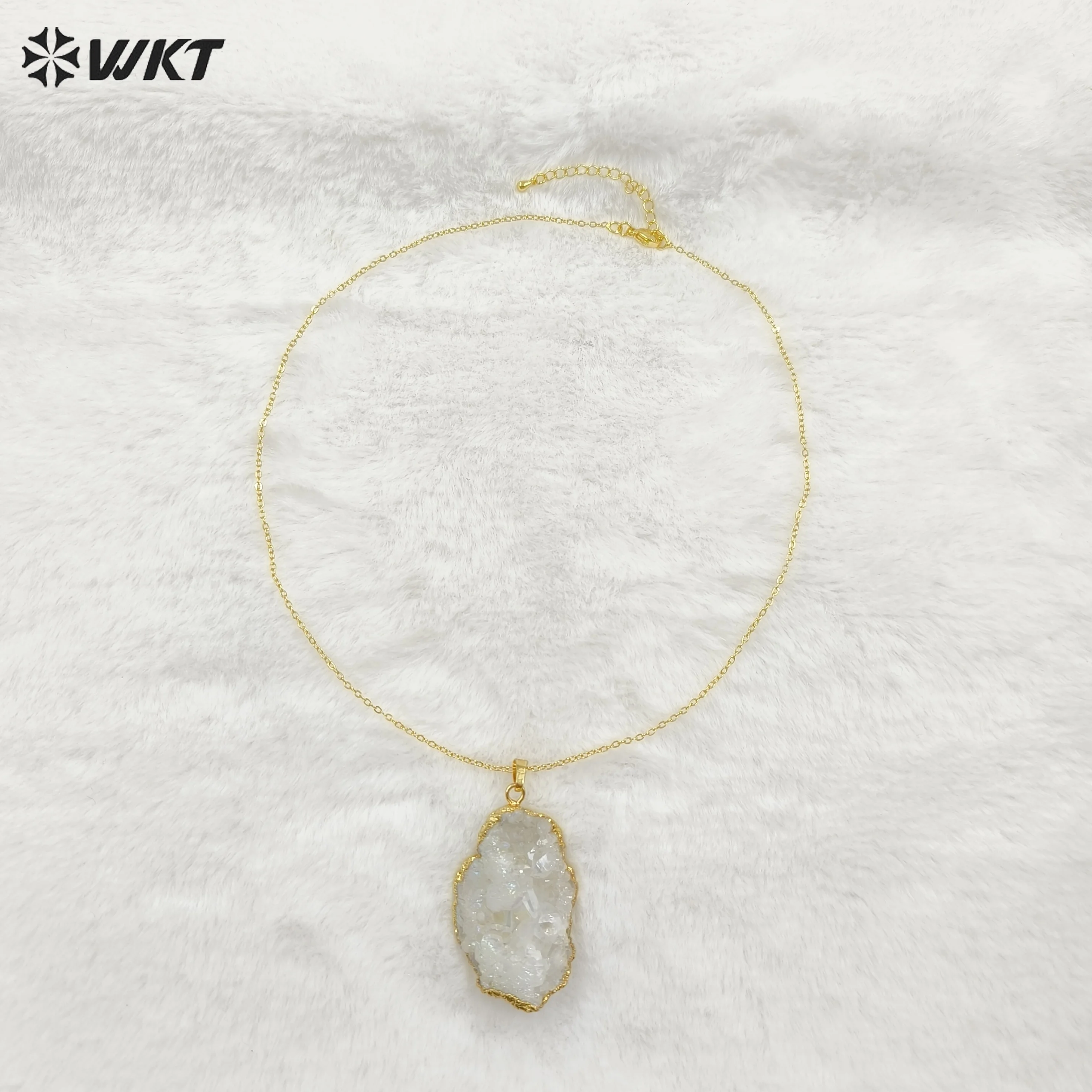 WT-N336 Wholesale Fashion Gold Plated Natural Geode Druzy White Crystal Quartz Hole Pendant Necklace Raw Stone Irregular Size