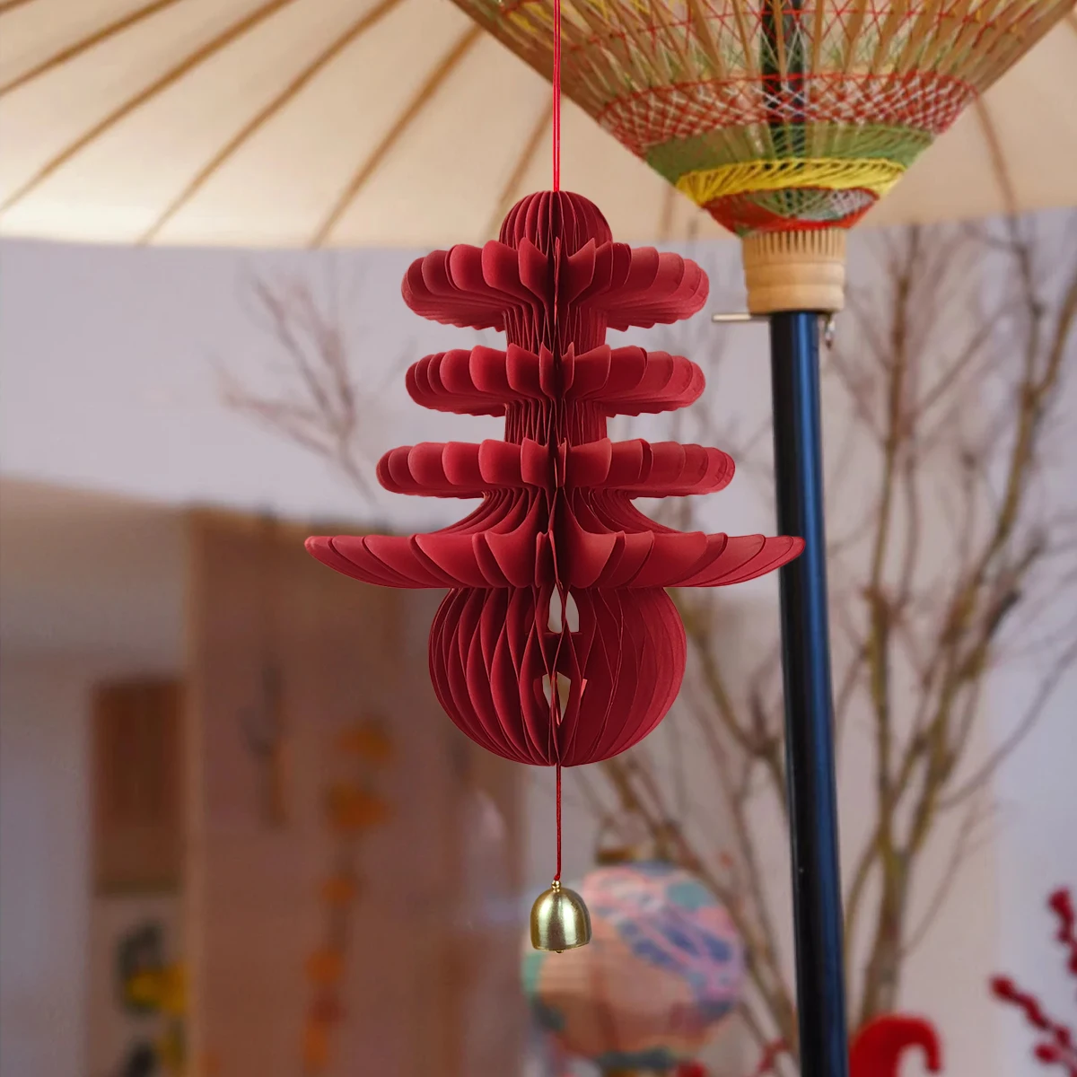 1Pcs Chinese New Year Theme Paper Honeycomb Ball with Bell Chun Lantern Hanging Ornament for China Spring Festival Party Decor