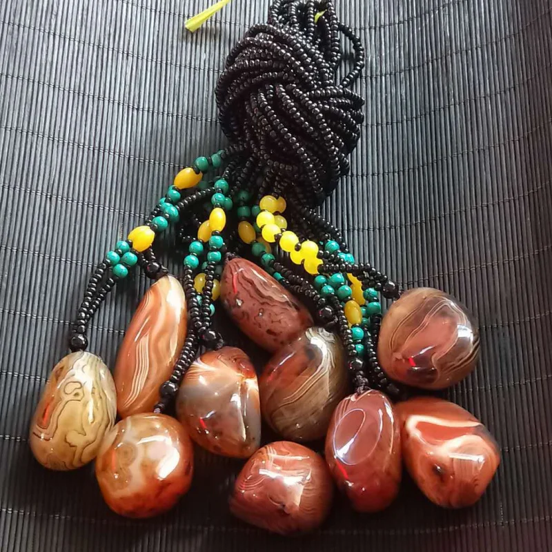 

Factory Wholesale Sardonyx Agate Rough Stone Hand Pieces Pictographic Pattern Plaything Hanging Ornament Craft