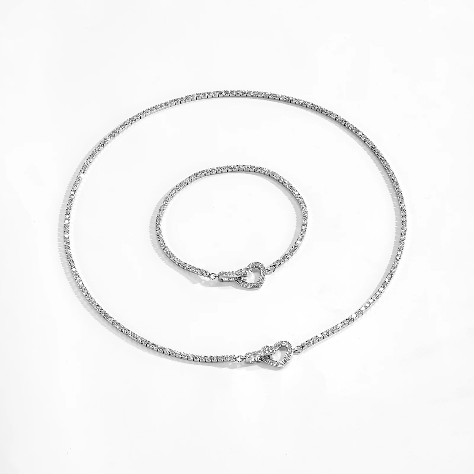 

VEWANT Women 925 Sterling Silver Heart - Shaped Lock with Zircon Pave Bracelet Women Romantic Valentine Gift Fine Jewelry