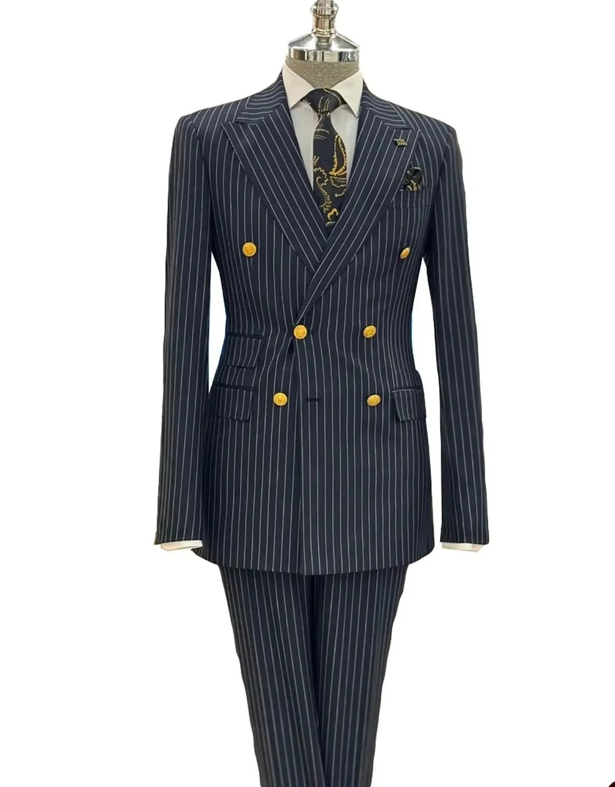 

Fashion 2 Pieces Classic Men Wedding Suits Peaked Lapel Pinstriped Double Breasted Tuxedos Groom Blazer Pants Costume Homme