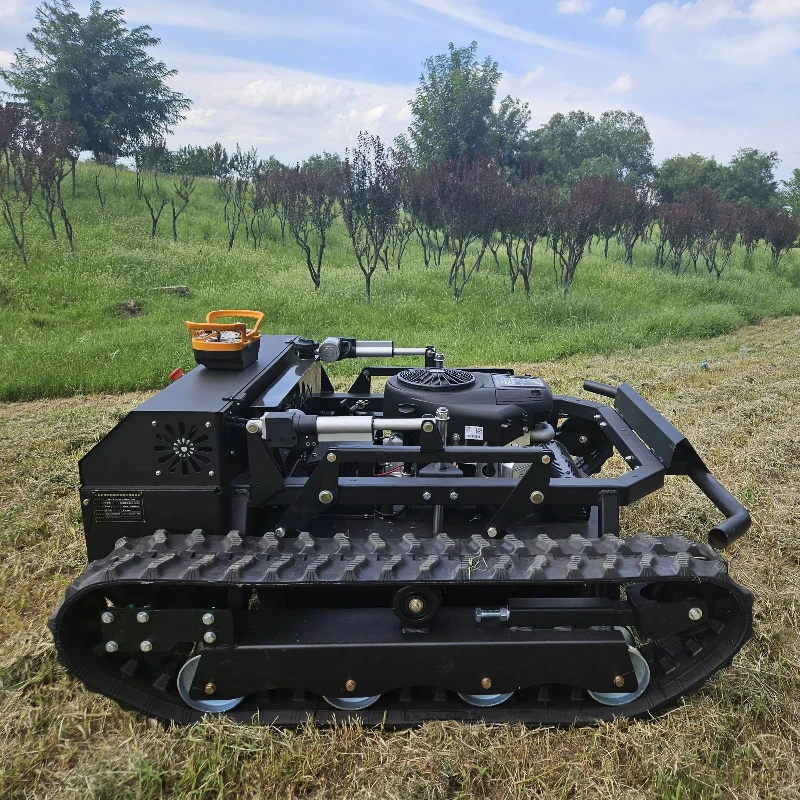 جزازة العشب المجنزرة التي يتم التحكم فيها عن بعد مع هيكل أسطواني رباعي الأشواط للاستخدام في الحديقة والحديقة والميدان #2