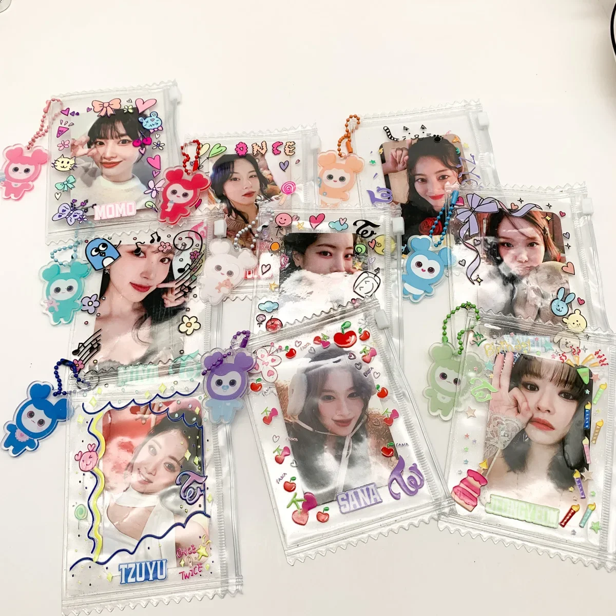 حامل بطاقات صغير أصلي كاندي 3 بوصة مع نمط كريستال ثلاثي الأبعاد مرتين مينا سانا مومو تشوزي مادة PVC المصنوعة في البر الرئيسي في الصين #1