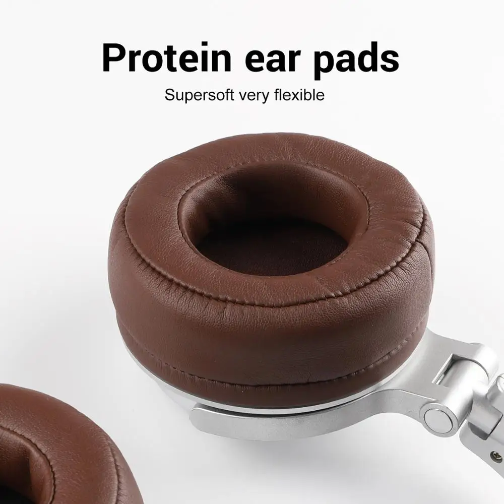 Pro Studio Over-Ear Headphones 5