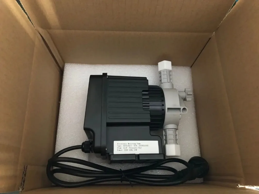 Pompa dosatrice per dosaggio chimico elettromagnetico