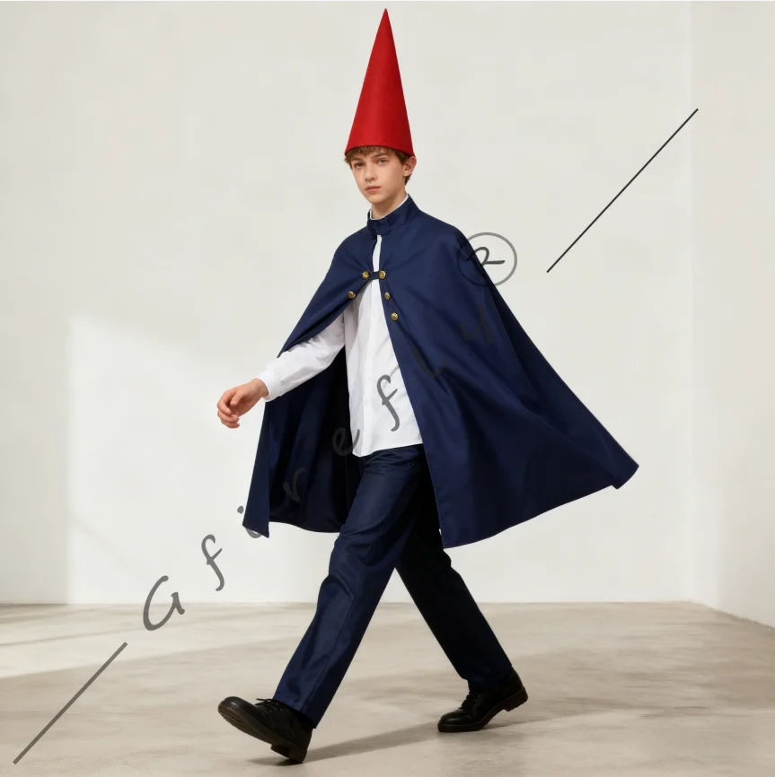 أزياء تنكرية لشخصية الرسوم المتحركة على الحائط فوق الحديقة تتضمن قبعات وعباءات وأزياء الهالوين للعرض الهزلي