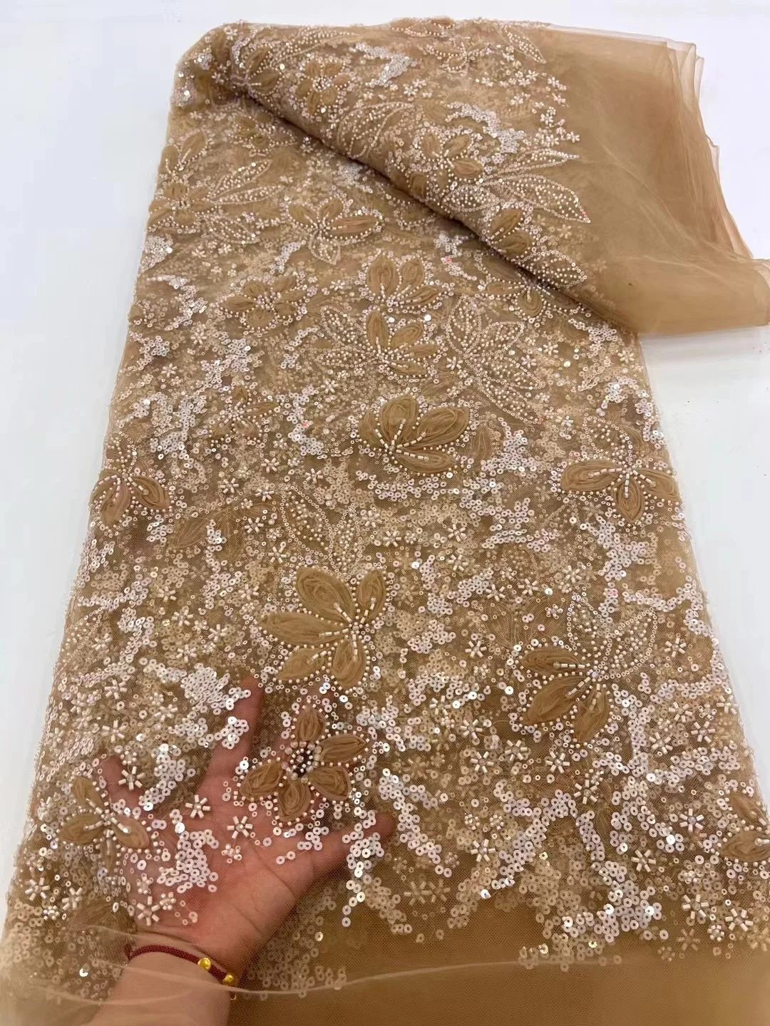 تصميم جديد جودة عالية 2025 الأفريقي النيجيري الترتر تول أقمشة الدانتيل المطرز الدانتيل لفساتين حفلات الزفاف مطرز 5 ياردات