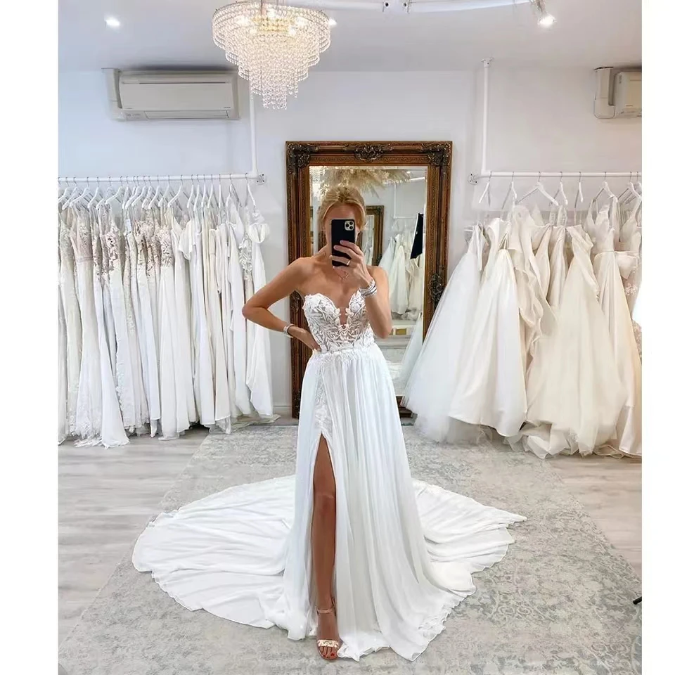 Sexy V-neck Applique Wedding Dresses 2024 Women Backless Lace Sweetheart Wed Gowns Sweep Train Thigh Slit Designer Bridal Gowns