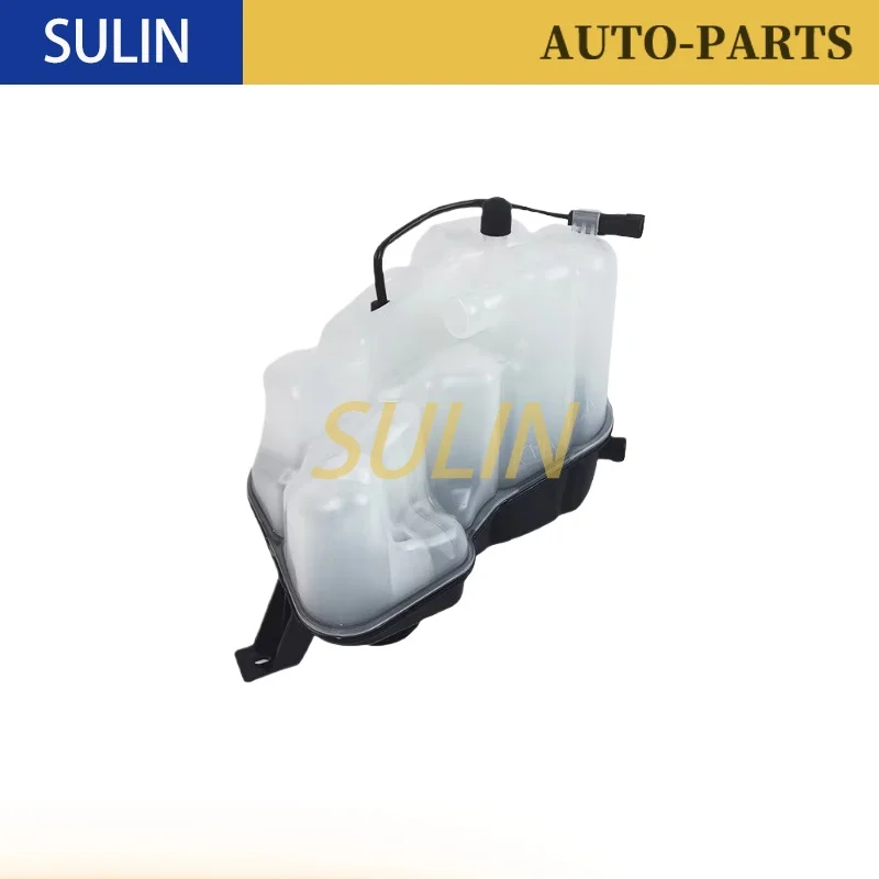 

LR004080 LR004080 30680909 31200320 Coolant Reservoir Overflow Tank For 2006-2016 Volvo S60 V60 XC60 XC70 S80 V70 Land Rover
