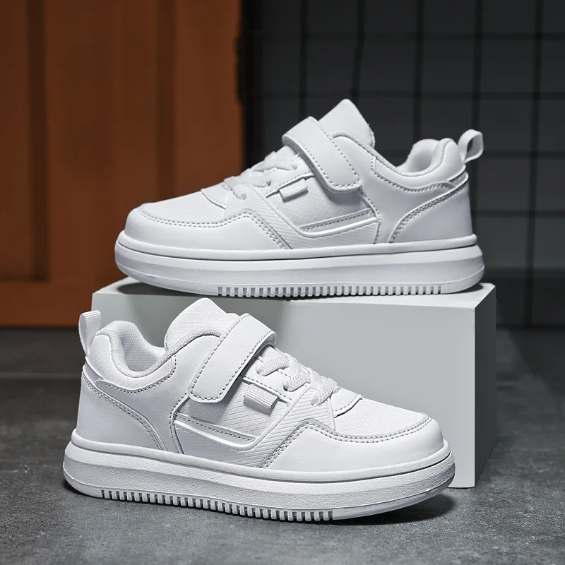 Petites chaussures blanches pour garçons et filles, chaussures de sport simples, mode de loisirs, chaussures de planche, printemps, automne, nouveau, 2024