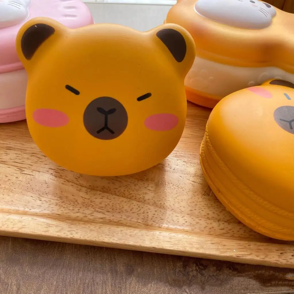 Ins Cartoon Cute Capybara PU Slow Rebound Toys Simulation Cake Toast Capybara Kids Stress Relief Toys Pinch Music Fidget Toys