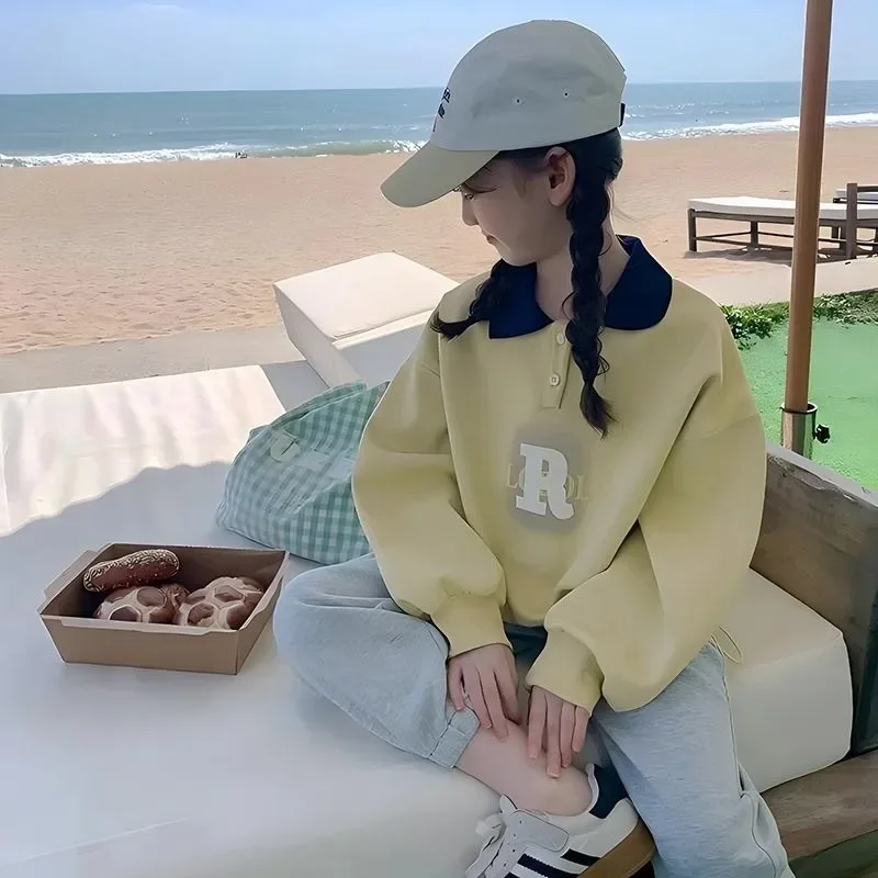 

Girls' Middle/Big Kids 2025 Spring/Autumn Stylish Fleece-Lined Polo Collar Loose Fit Crewneck Sweatshirt