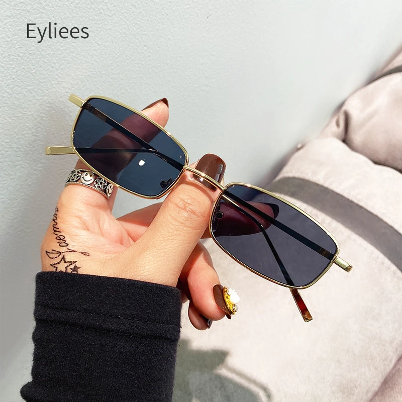 New Retro Small Rectangular Sunglasses 2023 Fashion Retro Metal Frame Sun Glasses for Men Women Small Square Sunglasses Summer