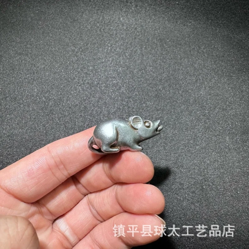 Tibetan Iron Rat Ornament- Zodiac Treasure Rat Handheld Figurine