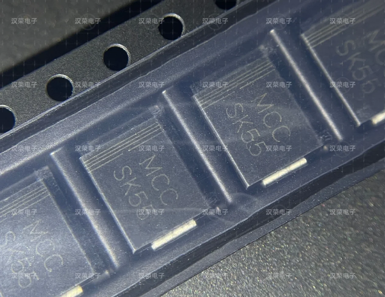 SK55LHE3-TP   SK55L-TP SK55 SMC  DIODE SCHOTTKY 50V 5A DO214AB  New and Original In Stock