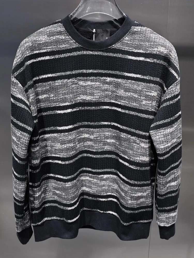 2025 패션 캐주얼 가을 젊은 남성 스트라이프 스웨터 패치워크 O넥 루즈핏 데일리 풀오버 니트웨어 긴팔 저지