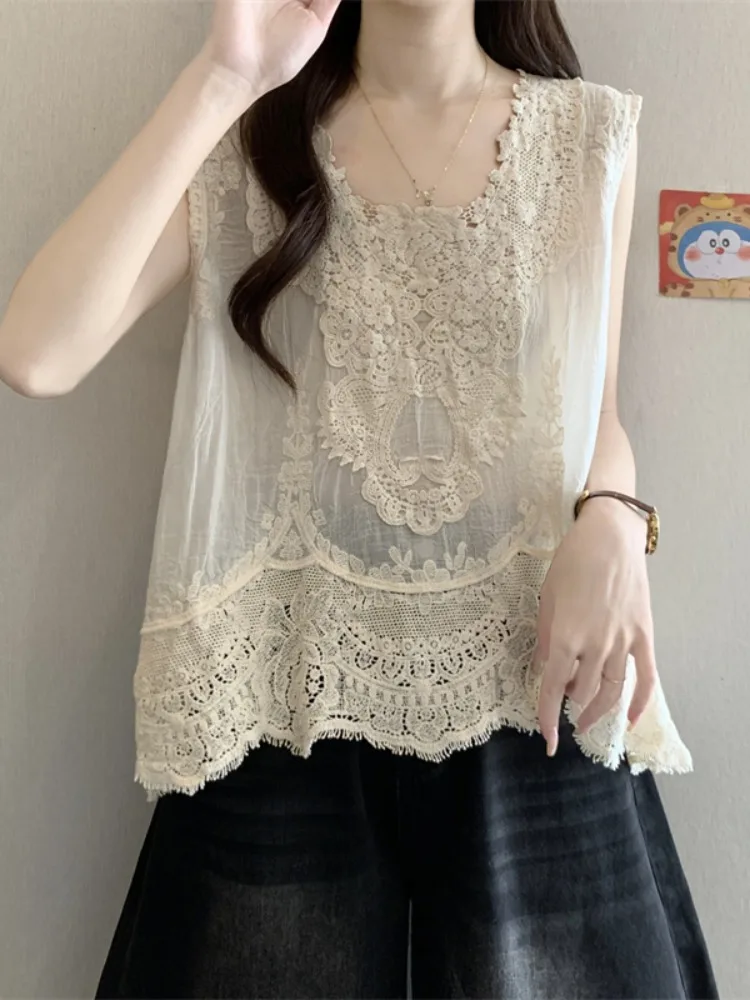 Bohemian Style Ivory Lace Embroidery Strap Vest Women Summer Outerwear Square Collar Flower Pattern Sleeveless Shoulder Pad