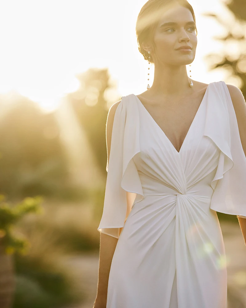 Vestido de novia de gasa Simple, vestidos de novia de línea A con cuello en V, vestidos de novia de manga corta hechos A medida