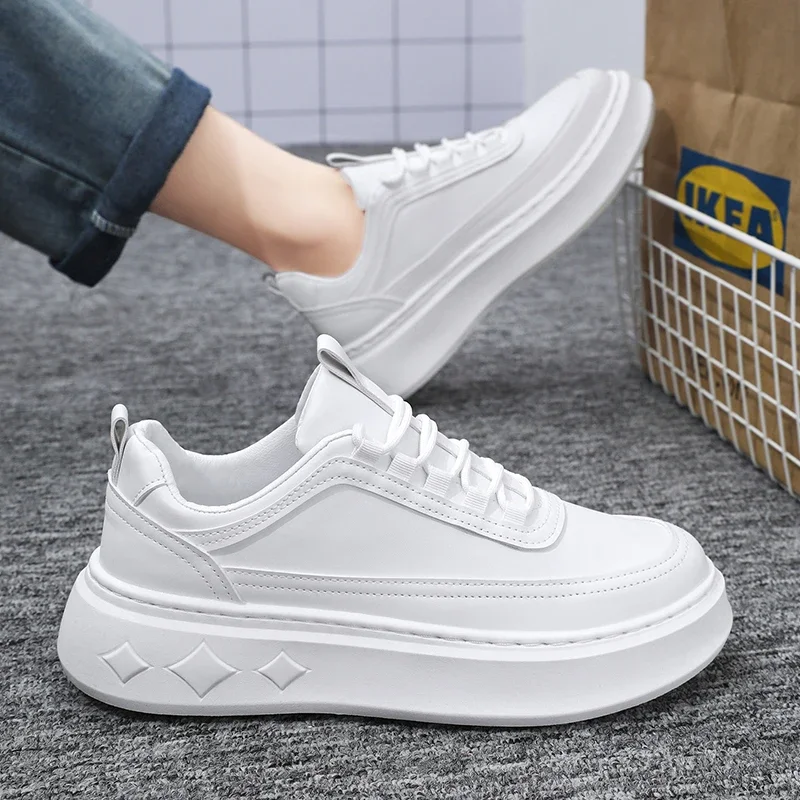 Białe męskie buty na deskorolkę Outdoor Casual Sneakers Platform Running Shoes Oddychające męskie buty sportowe Lekkie buty do chodzenia