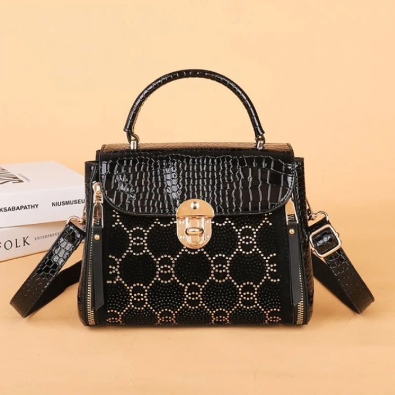 

Женская дорожная сумка, прочная и стильная сумка через плечо для выходных и городских приключений