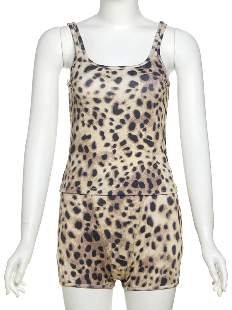 Machedaเสือดาวพิมพ์Sporty 2 ชิ้นชุดชุดสตรีสไตล์Crop Tops + กางเกงขาสั้นทุกวันแฟชั่นสบายๆTracksuits